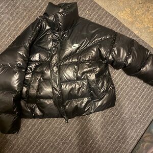 Women’s Xl Nike Black Puffer Jacket Coat Therma Fit